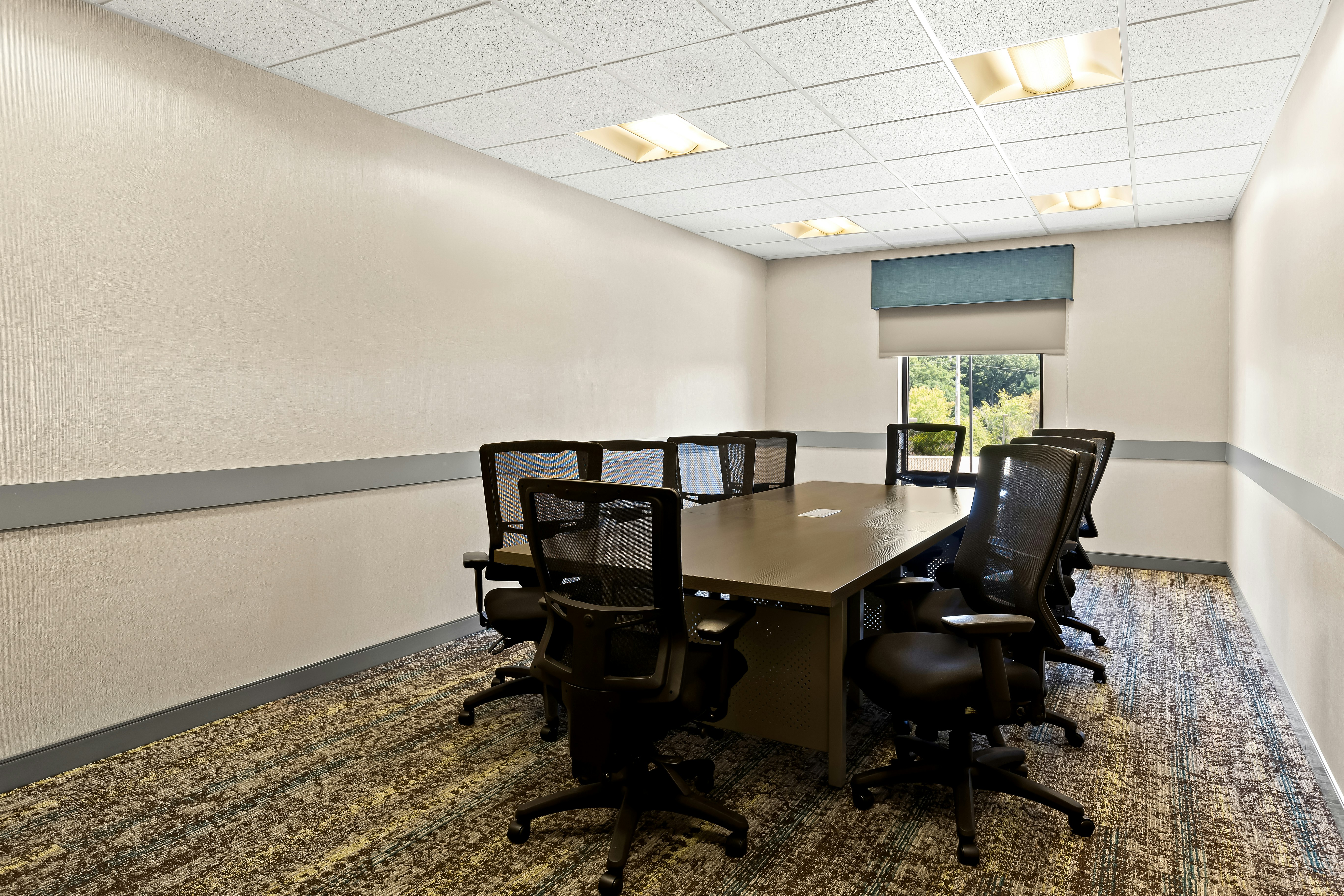 Hampton Inn & Suites Canton 40/54