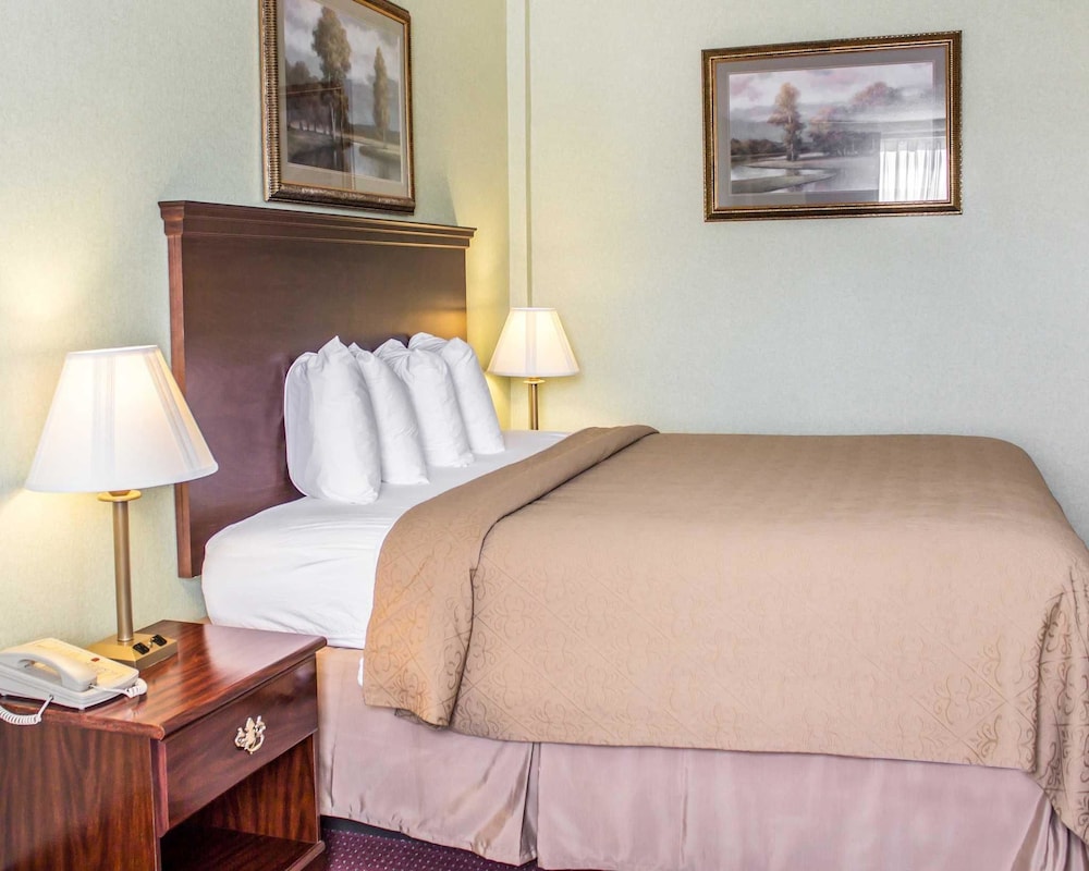 Quality Inn & Conference Center Franklin Downtown PA 14/49