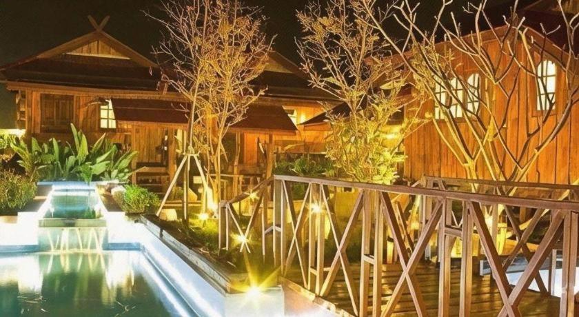 Dang Ky Resort 13/31