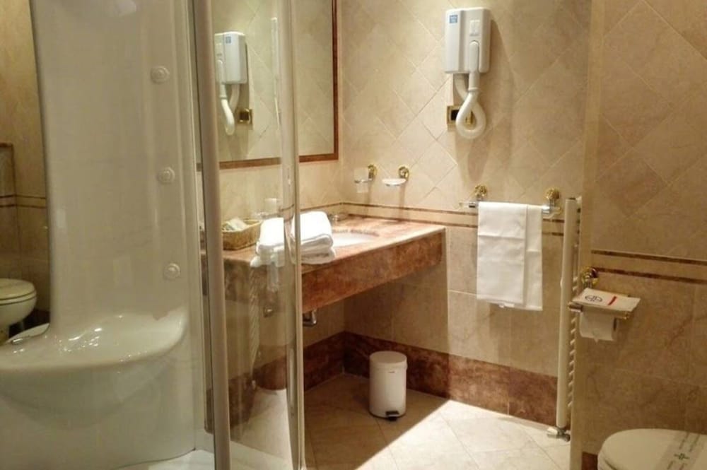 غرفة، Hotel Principe 3/3