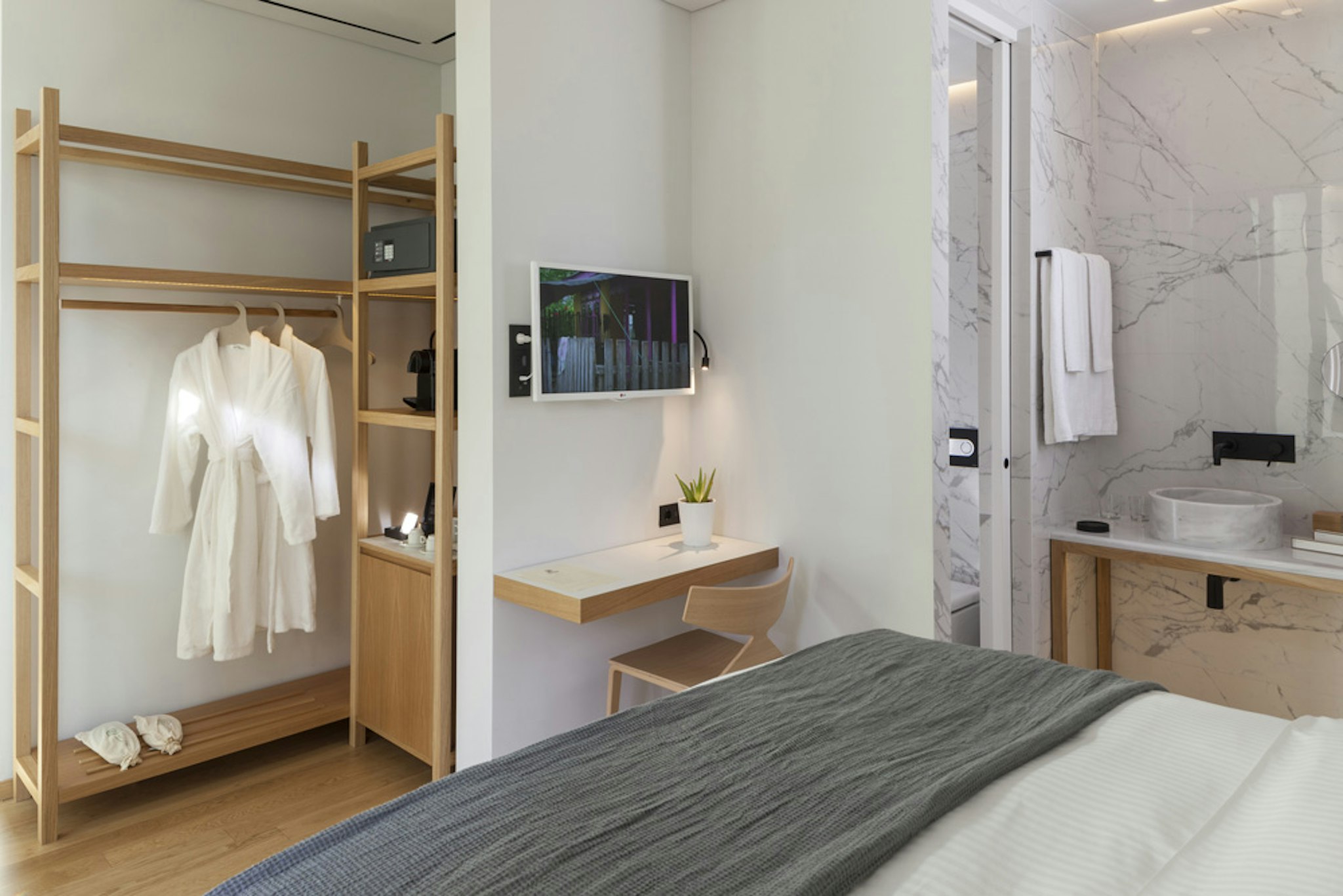 COCO-MAT Hotel Athens 10/56