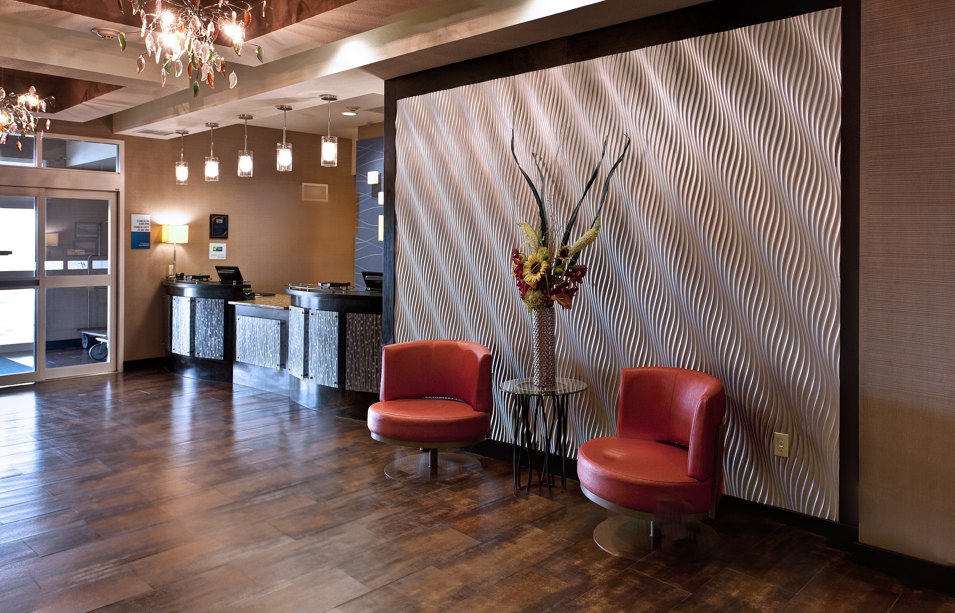 Holiday Inn Express & Suites Wichita Northwest Maize K-96 9/43
