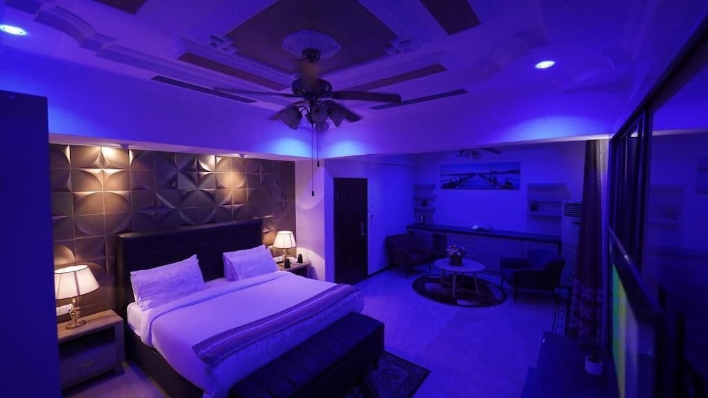 Lantana Hotel 35/46