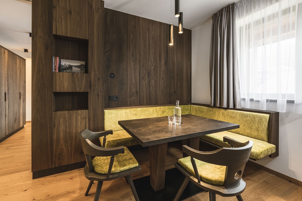Garni and Apartments Planlim 41/50