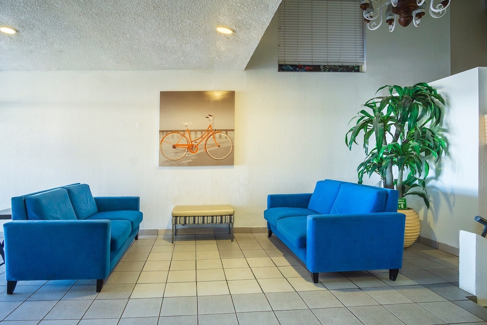 Hotel Costa Ensenada 50/68