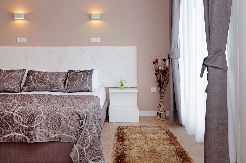 Hotel Villa Telenta 23/73
