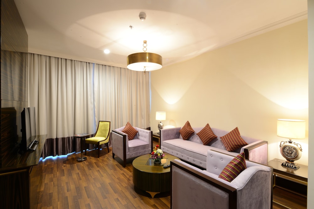 Landmark Premier Hotel Deira 48/65