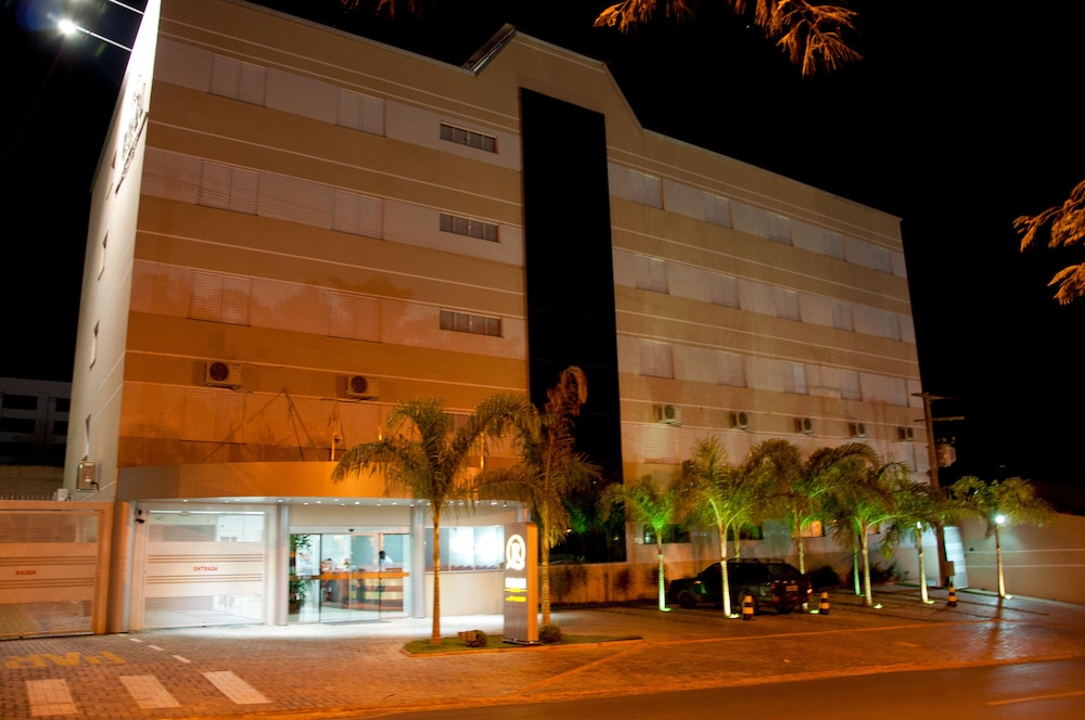 Roari Hotel 2/43
