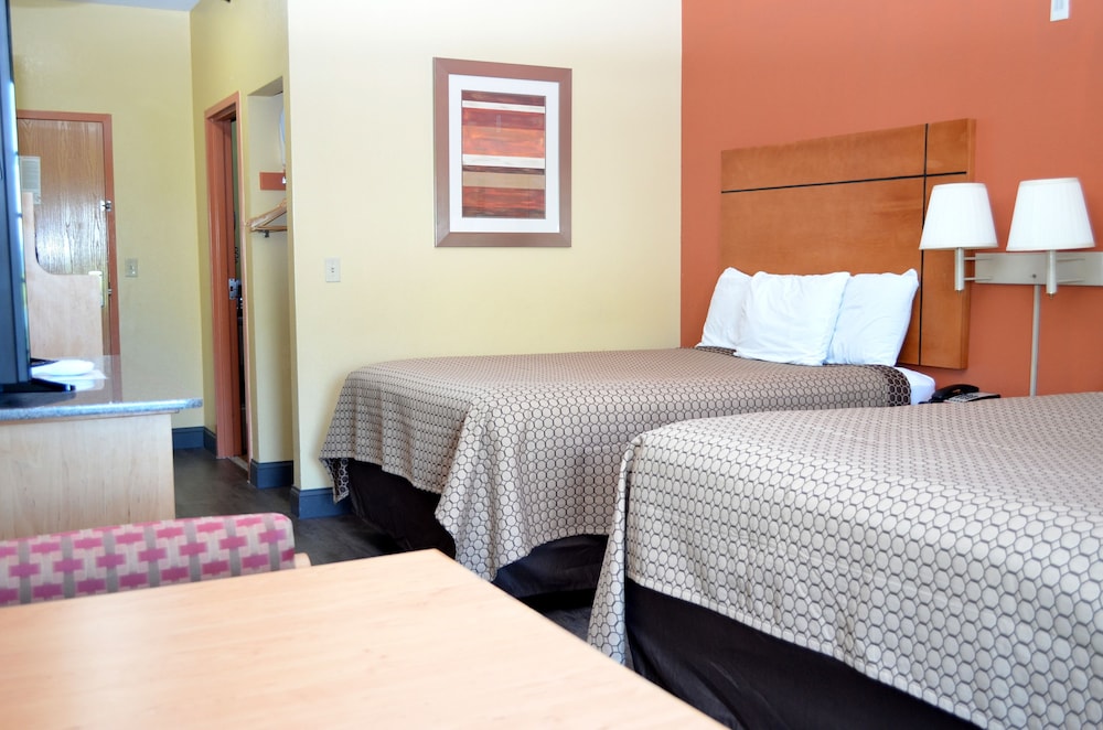Home Town Inn Ringgold 18/55