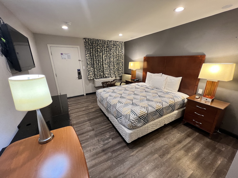 Motel6 Ridgecrest, CA -China Lake 31/51