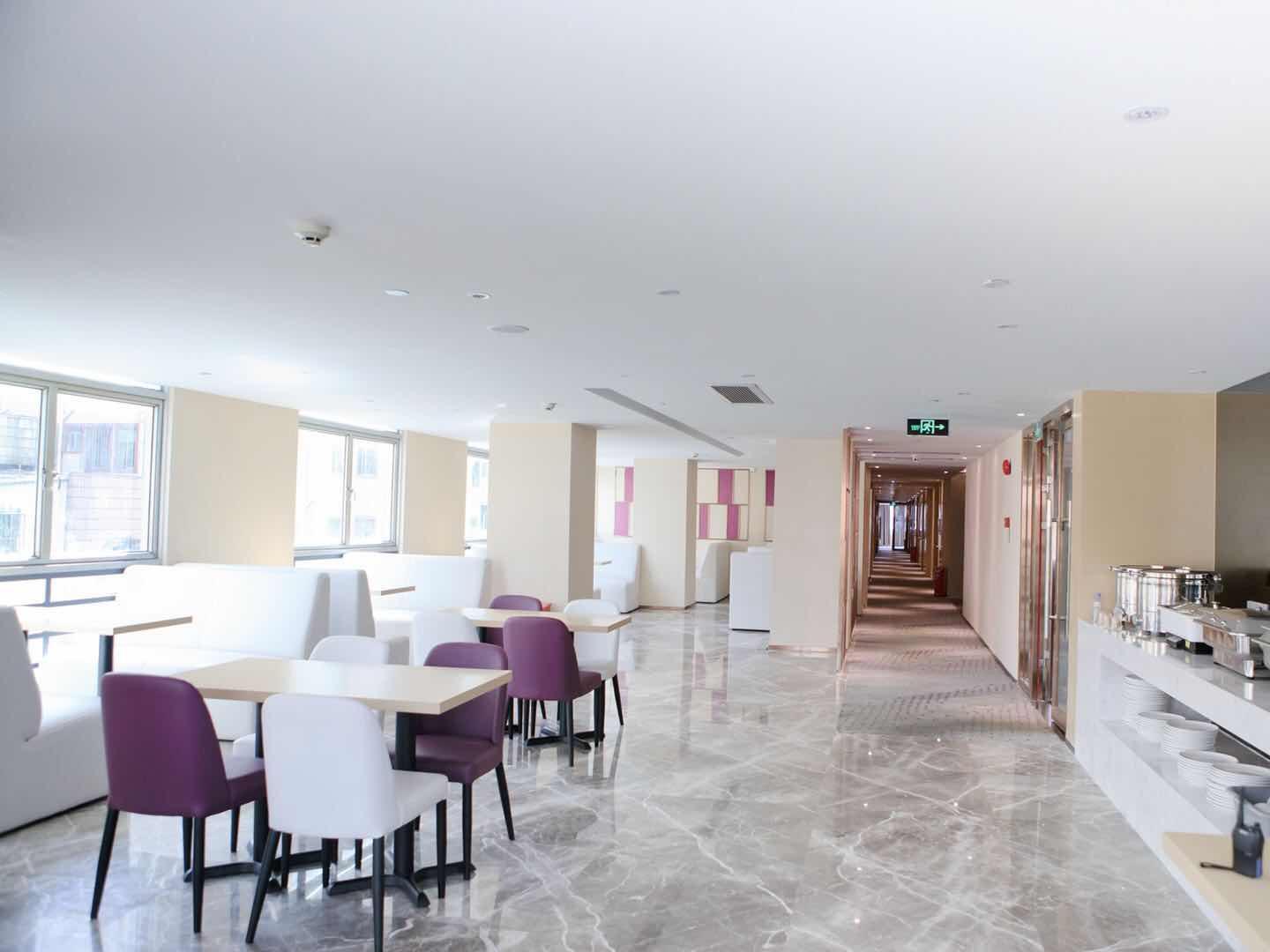 Lavande Hotel (Shenzhen North Railway Station, Gangtou Metro Station) 54/70
