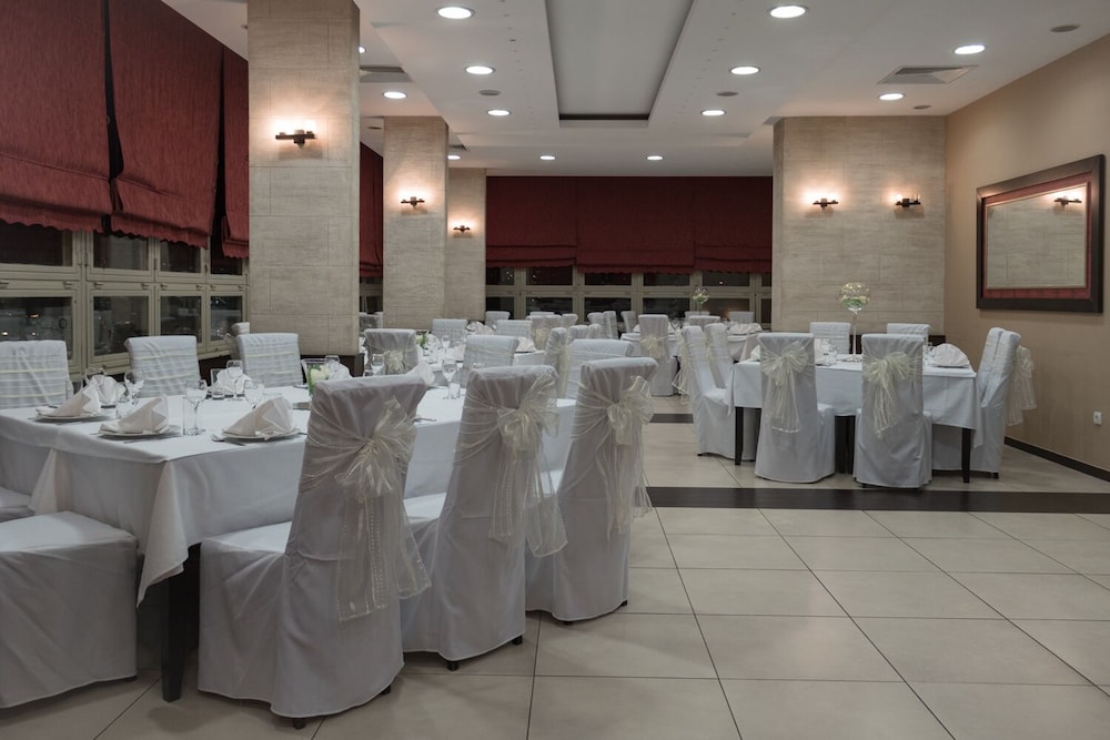 Hotel Srbija 42/50