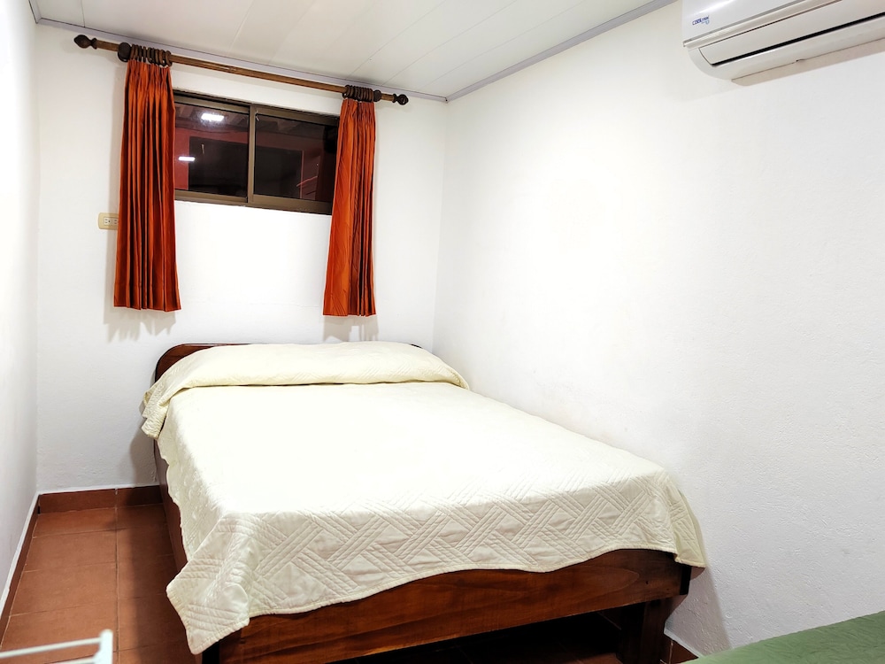 Hotel Los Ranchos 21/50