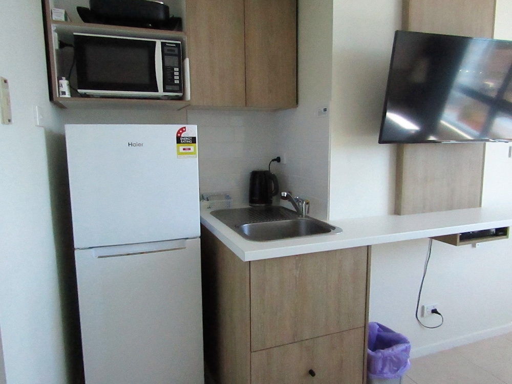 Coral Sea Vista Apartments 14/58