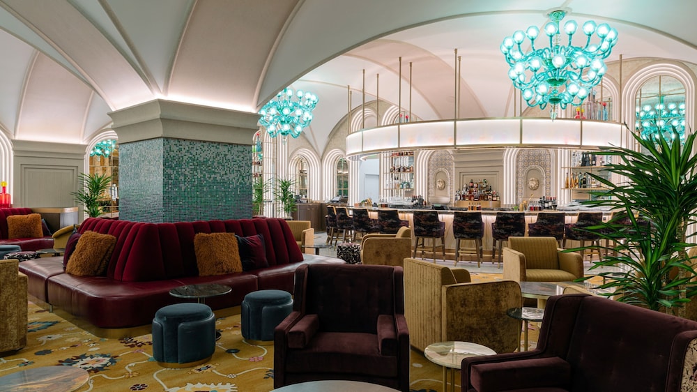 The Venetian Prestige Club Lounge 47/66