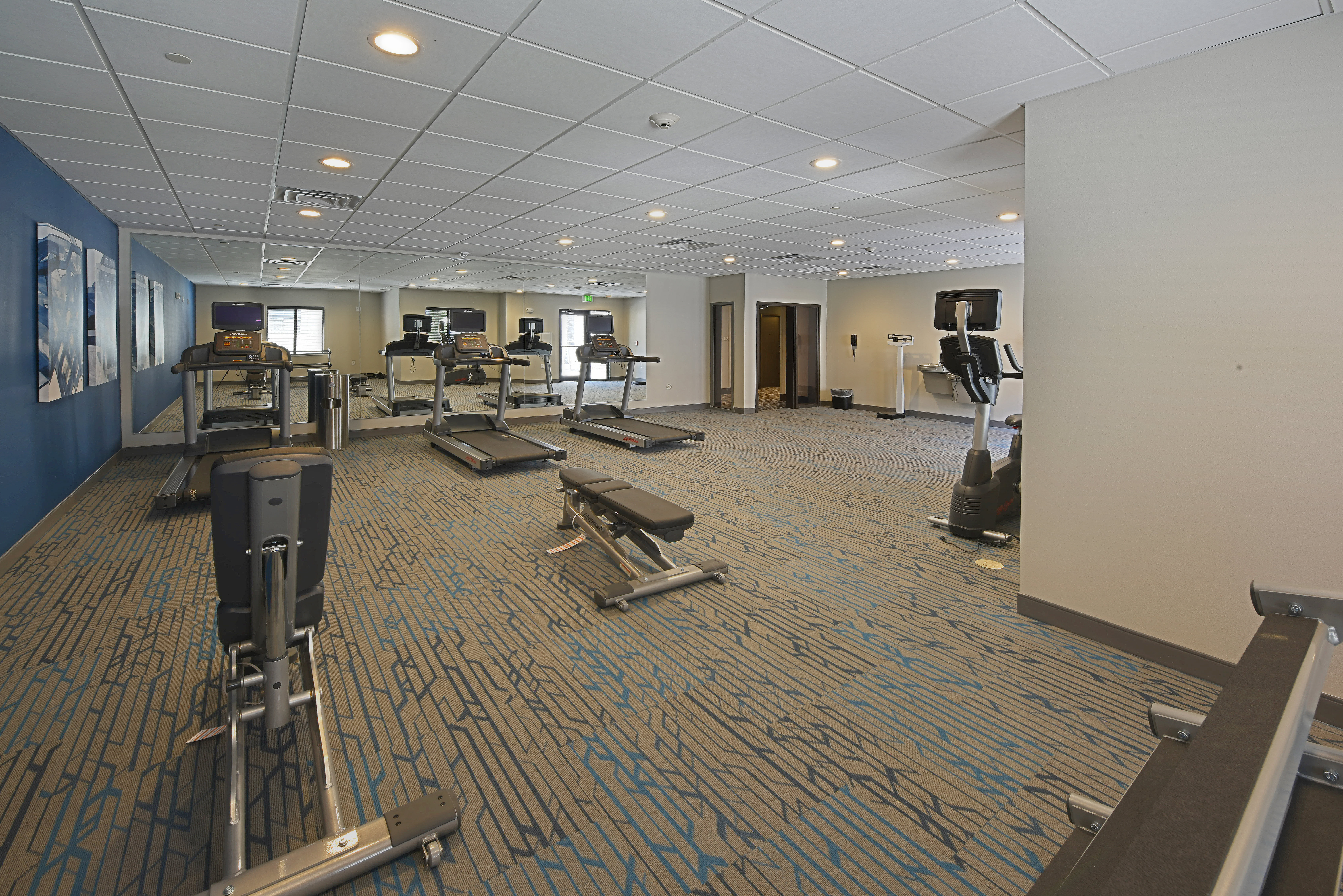 STAYBRIDGE SUITES LITTLE ROCK - MEDICAL CENTER 22/66