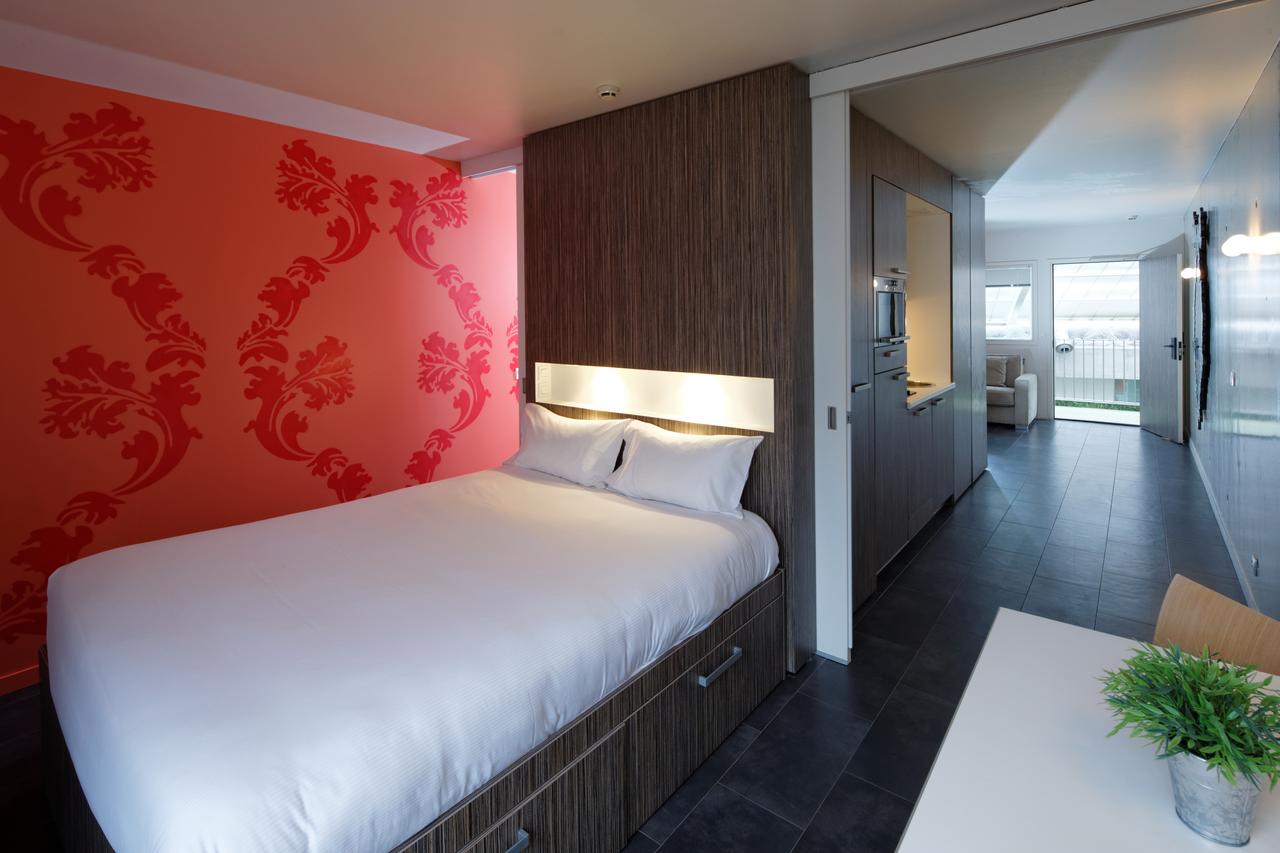 2 Bedrooms, Apartment