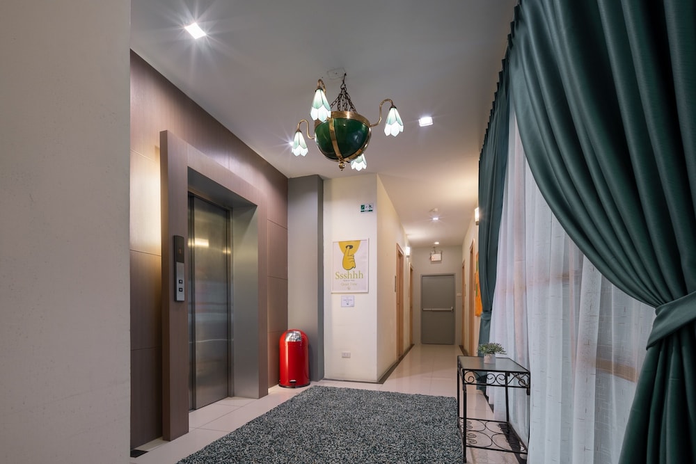 iCheck inn Gems Silom in BANGKOK