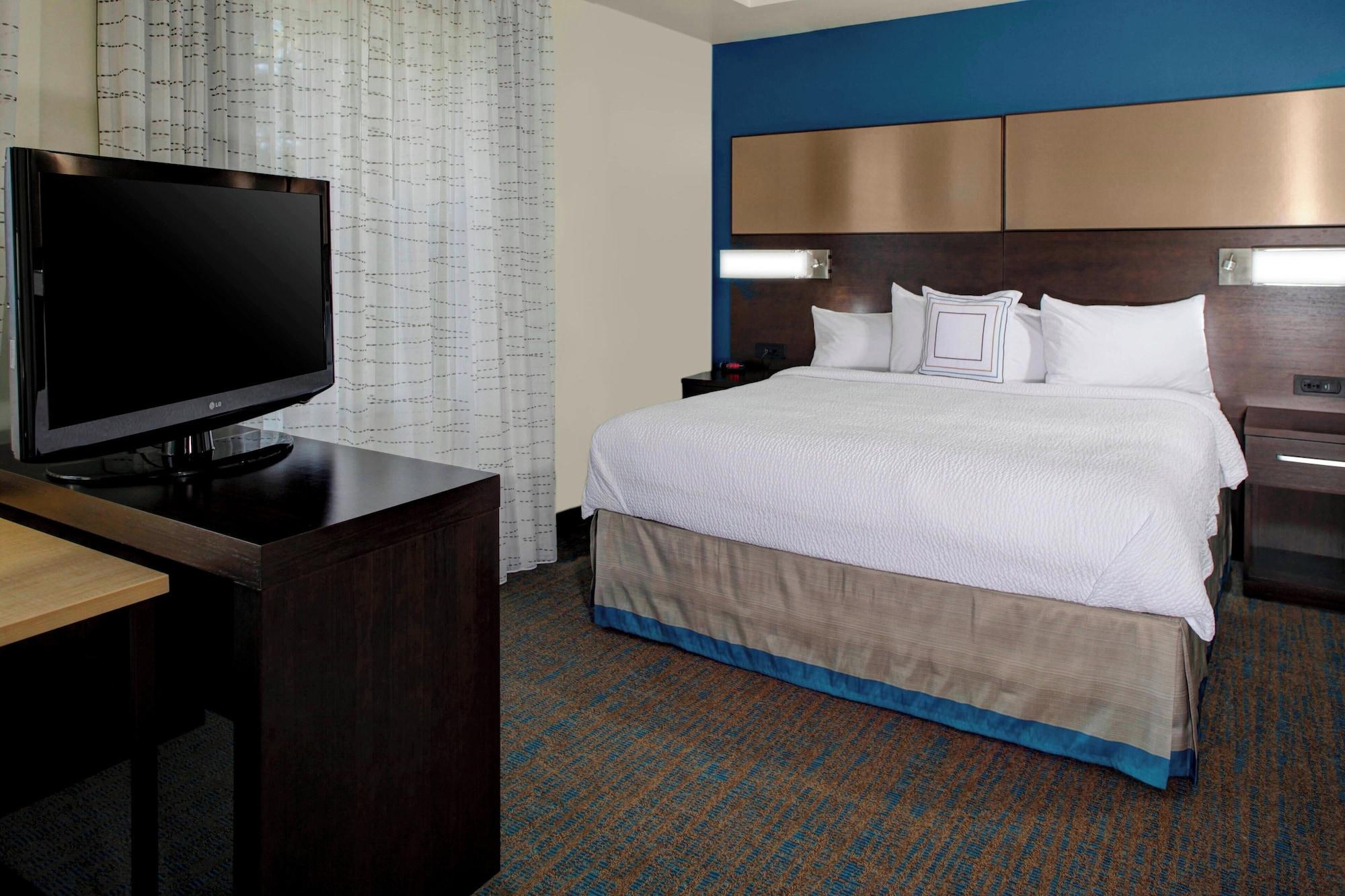 Suite, Multiple Beds, Accessible