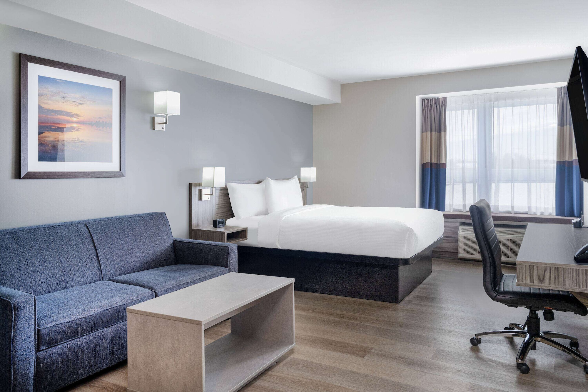 STUDIO, SUITE, QUEEN BED