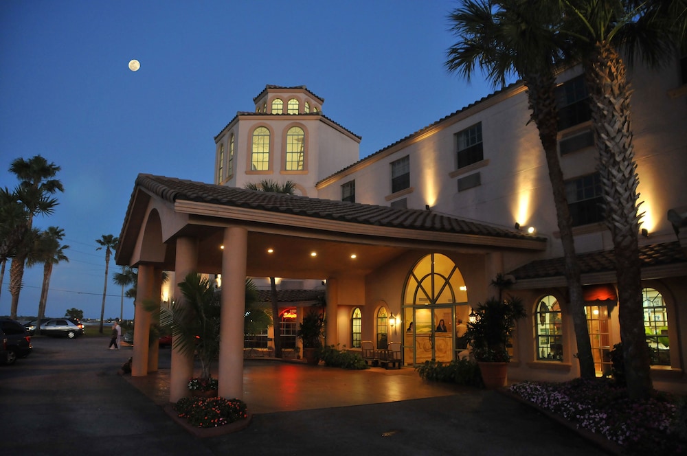 Inn On The Lakes 1/31