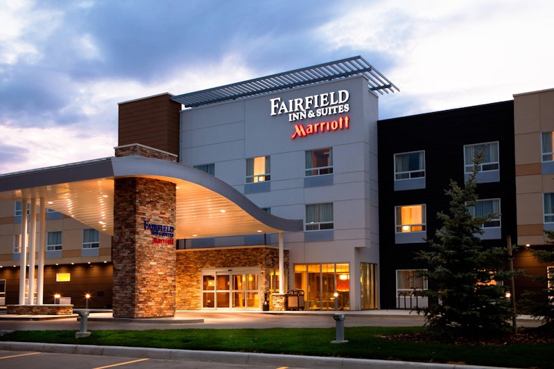 Fairfield Inn And Suites By Marriott Lethbridge 1/36