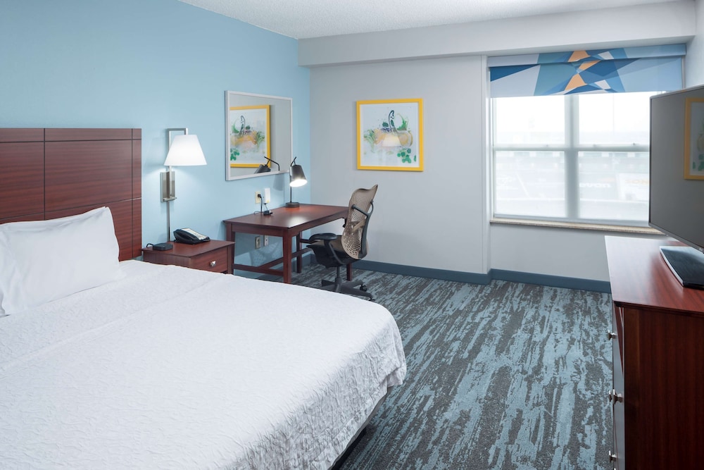 Hampton Inn And Suites By Hilton Oklahoma City Bricktown Ok 26/80