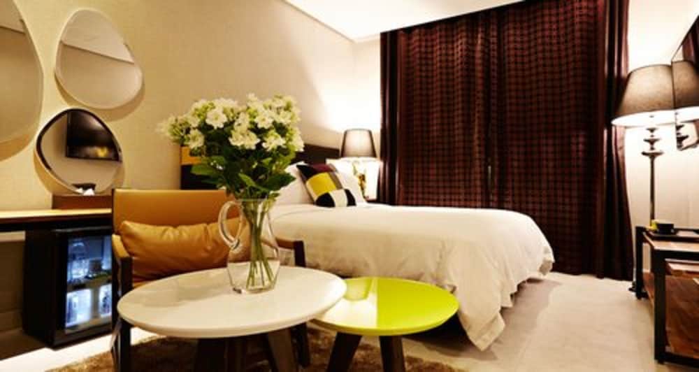 Unique Hotel Namoo 34/39