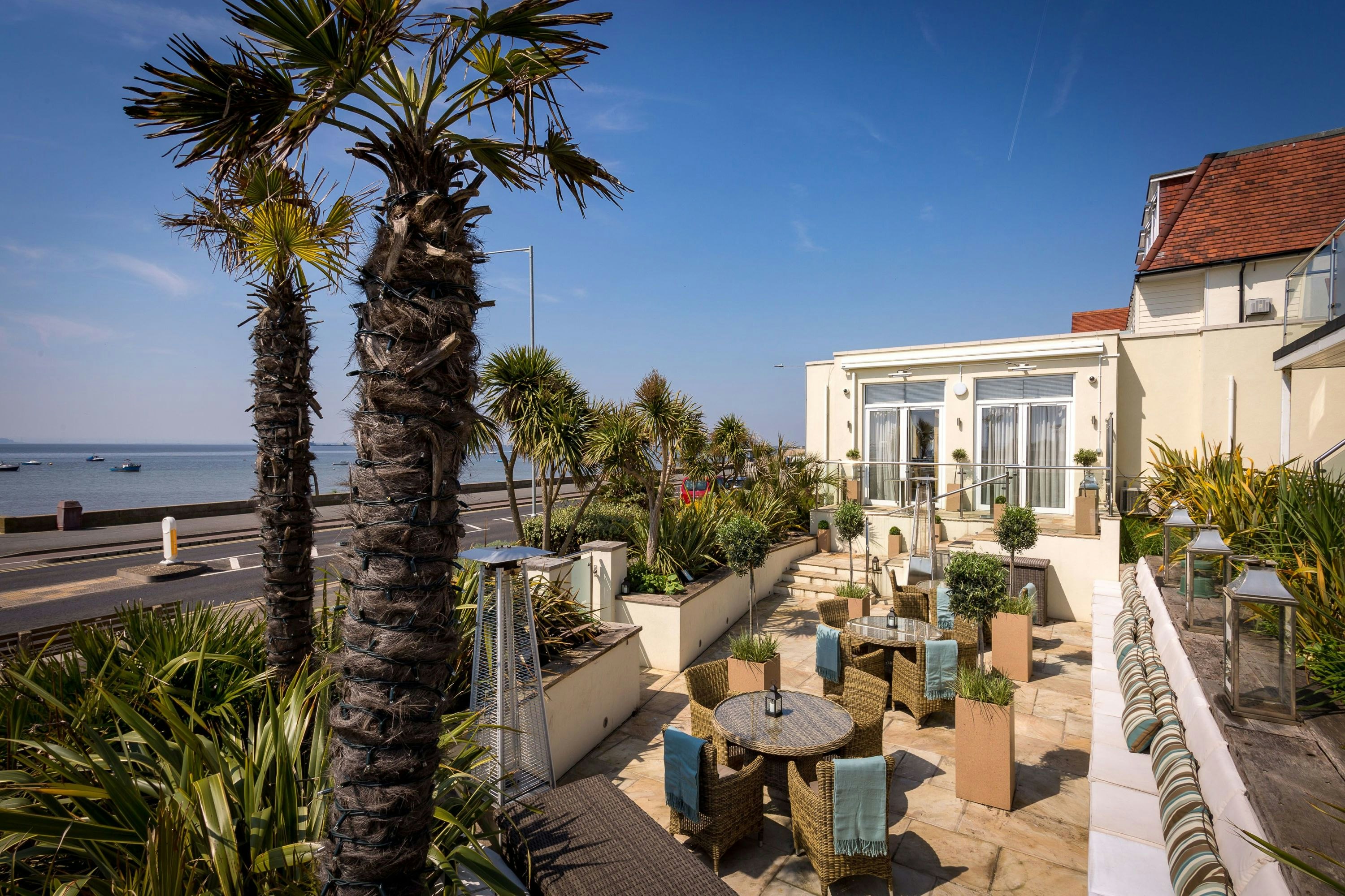Roslin Beach Hotel 29/31