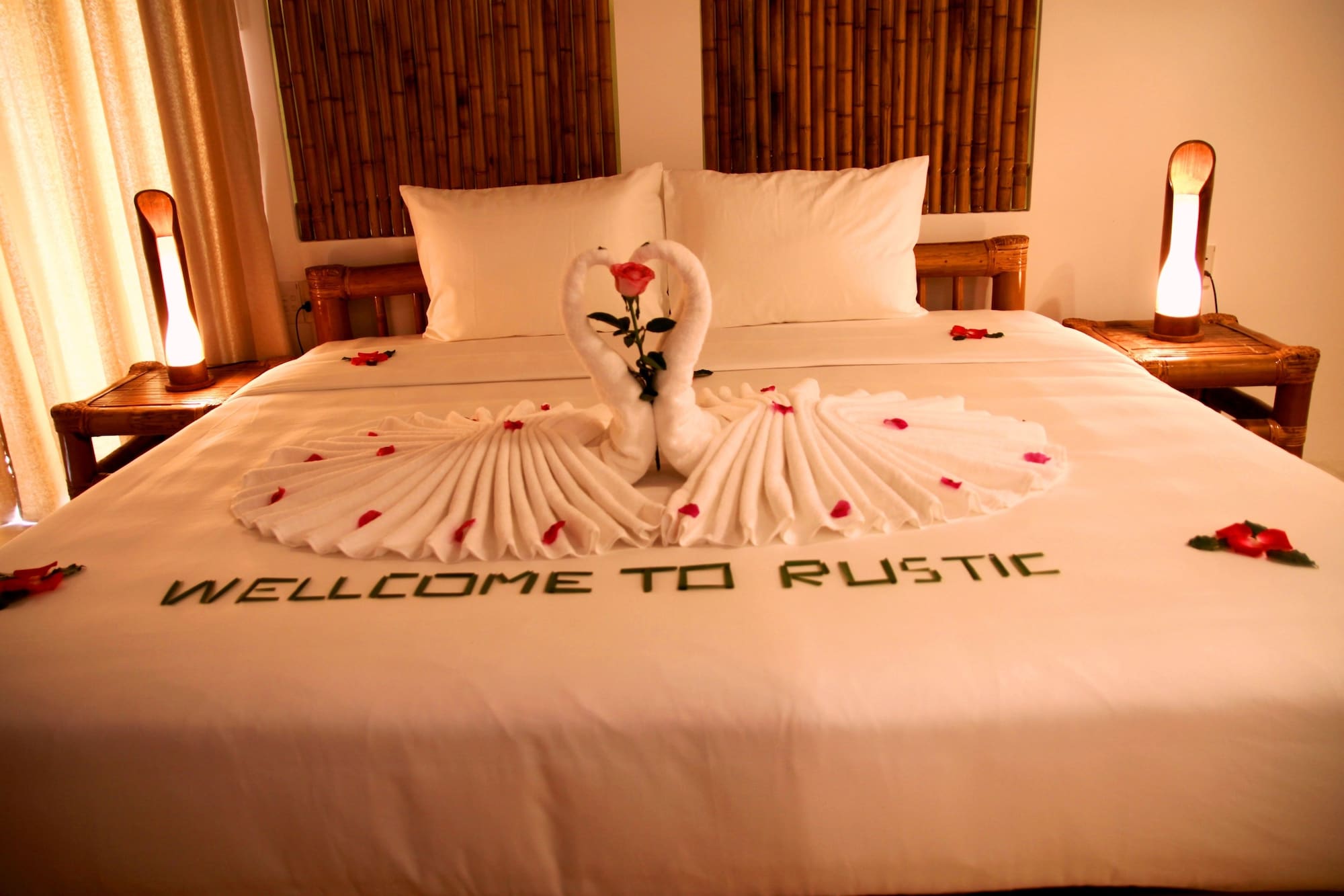 SUPERIOR, DOUBLE BED