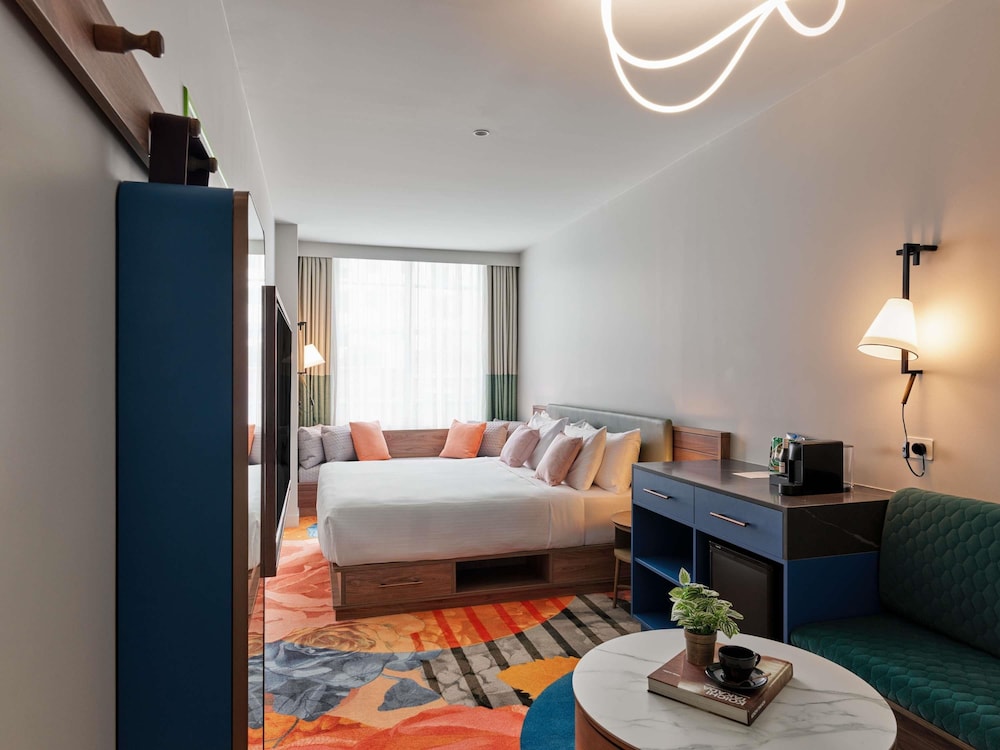 The Clarence Hotel Sydney 17/41