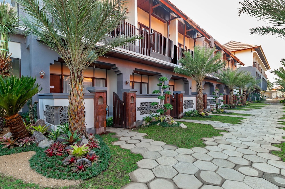 Kubu Beach Lovina 6/72