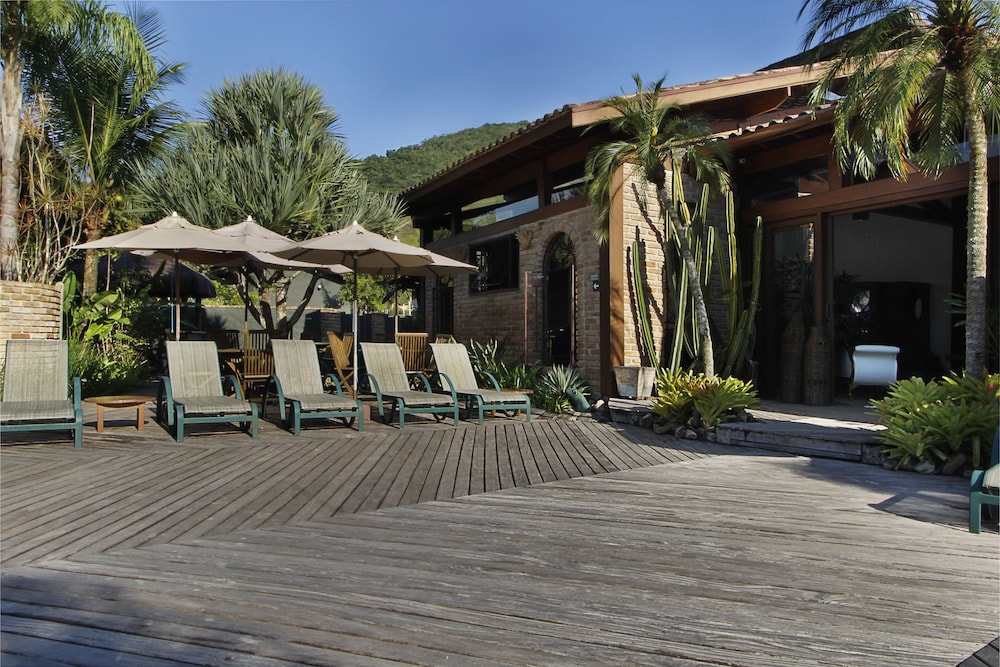 VILLA BEBEK HOTEL 59/64