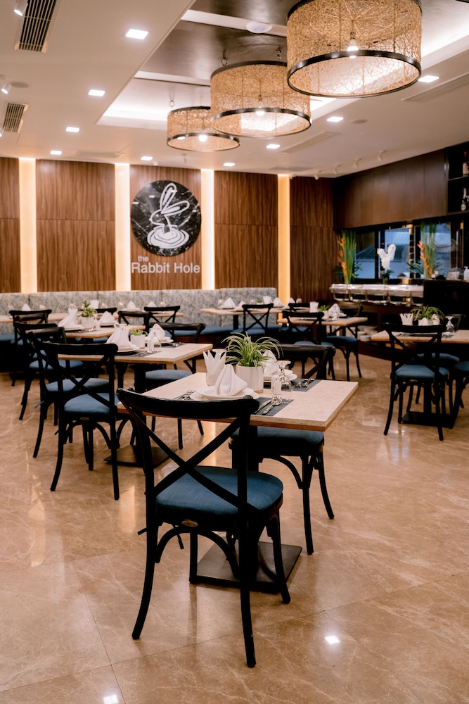 Goldberry Suites & Hotel Cebu 39/50