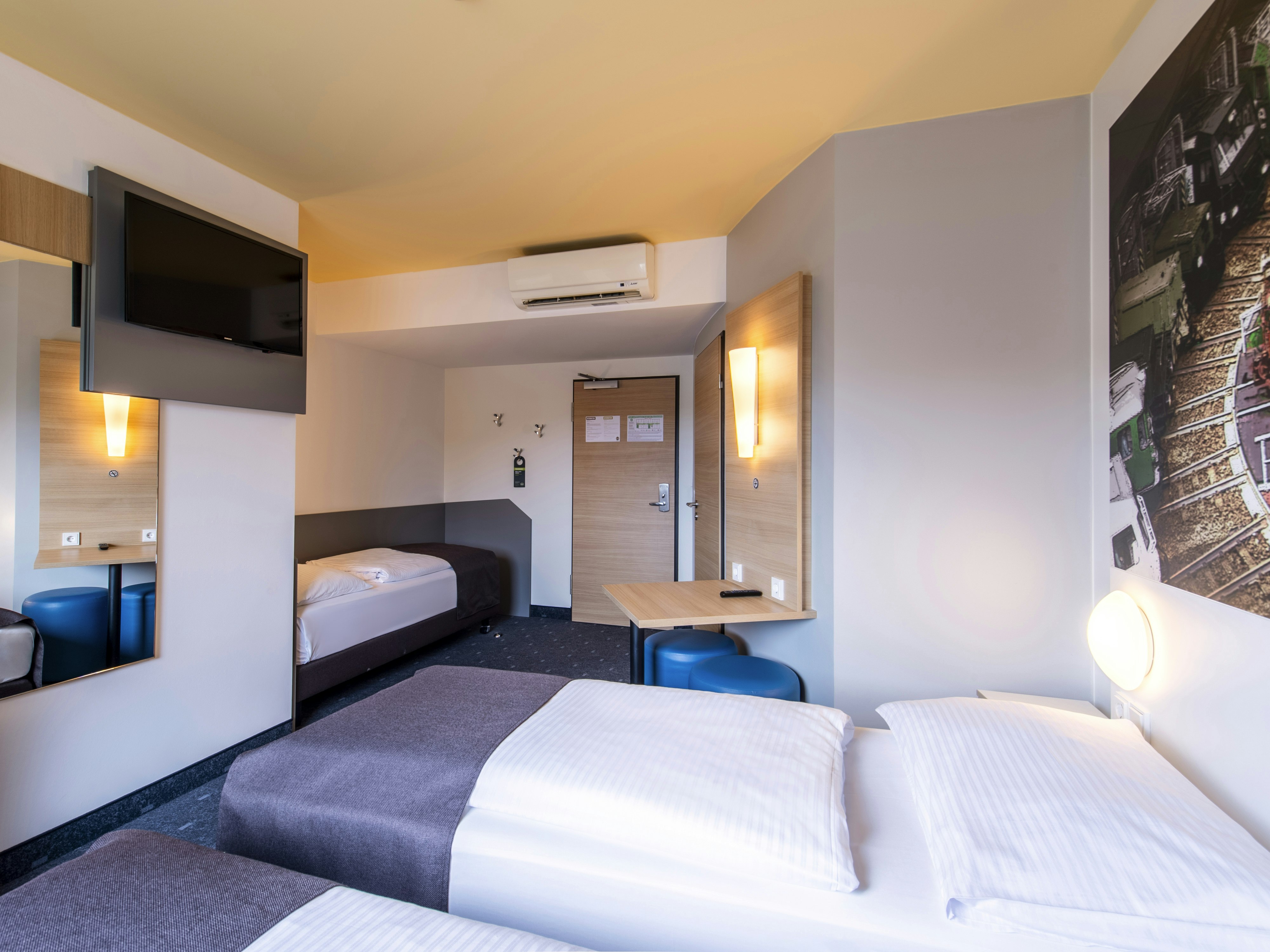 B&B Augsburg 6/30