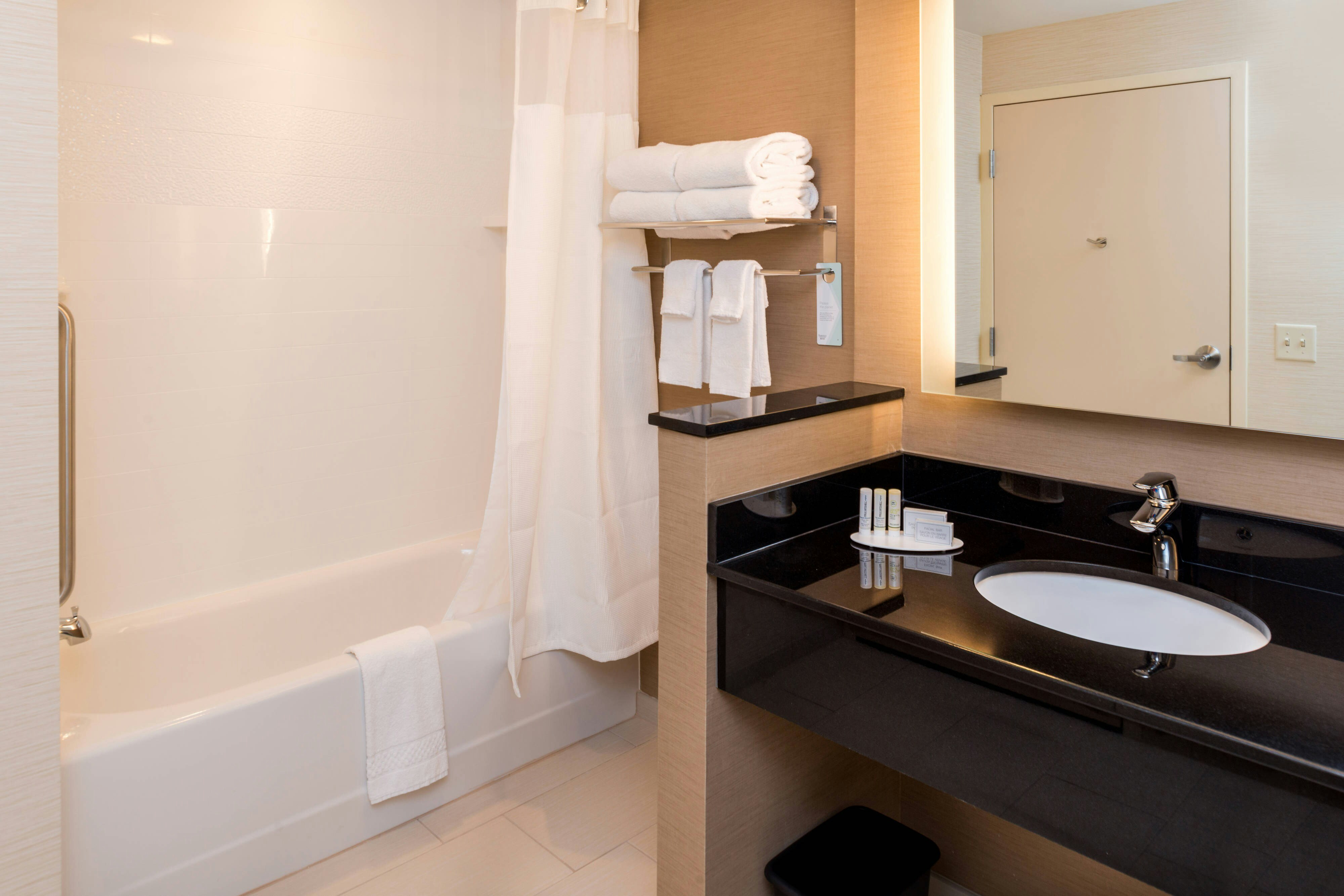 Room, 2 Queen Beds, Fairfield Inn Suites By Marriott Orlando East Ucf Area 5/6