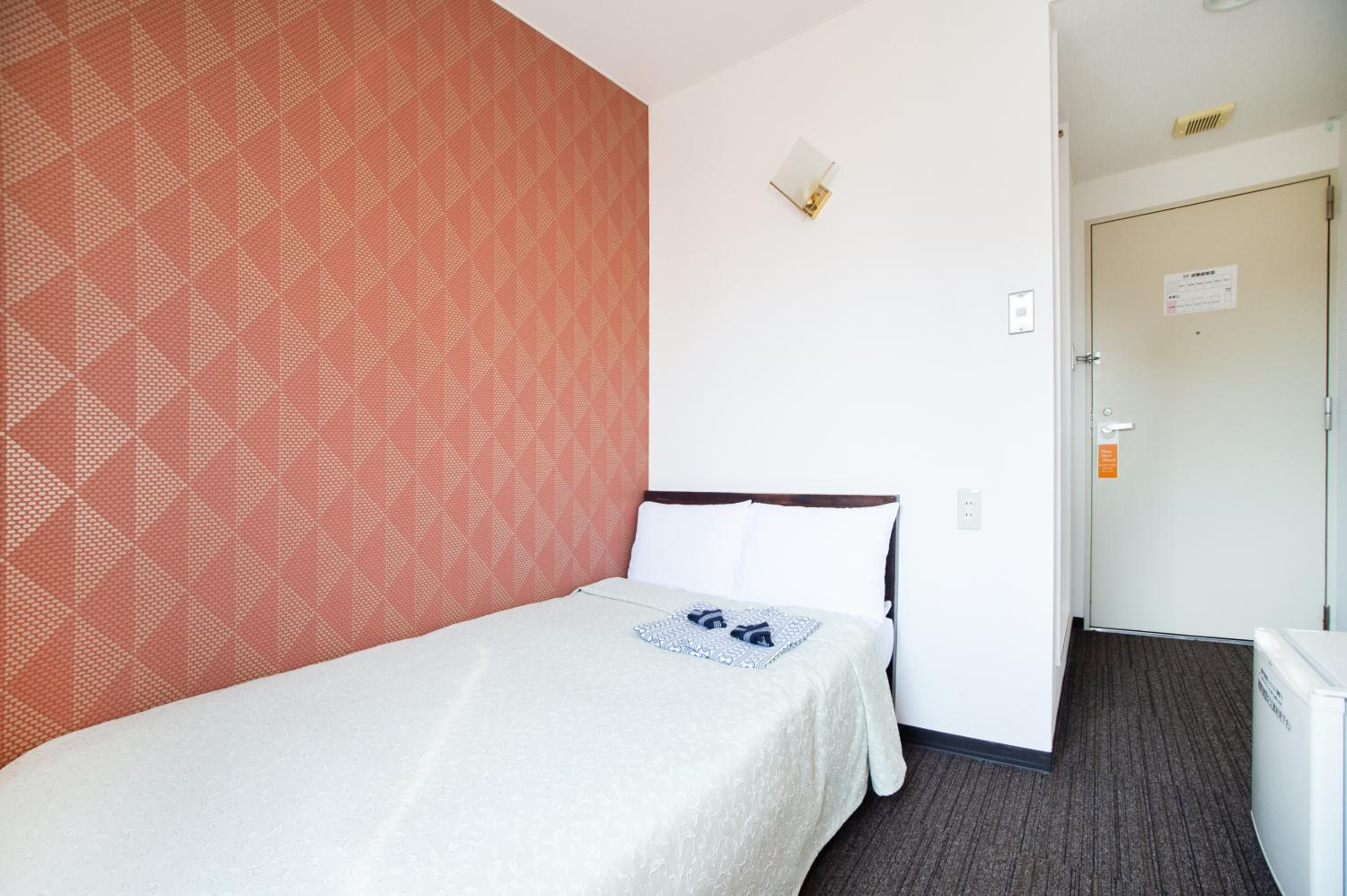 Hotel Sharoum Inn 2 12/33