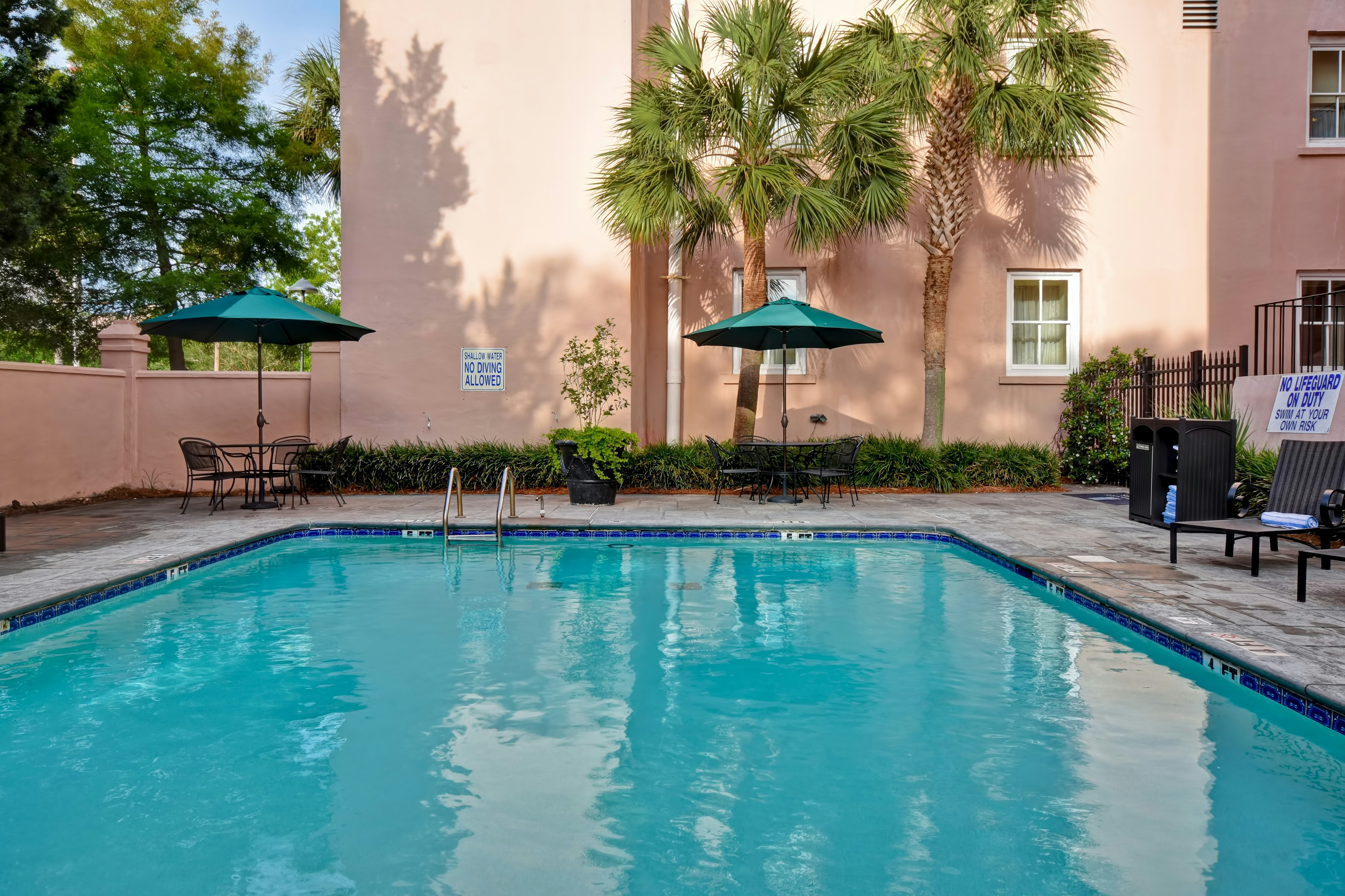 Embassy Suites Charleston Historic Charleston 23/25