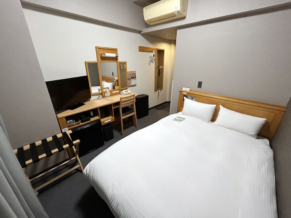 Hotel Route-Inn Hamanako 12/30