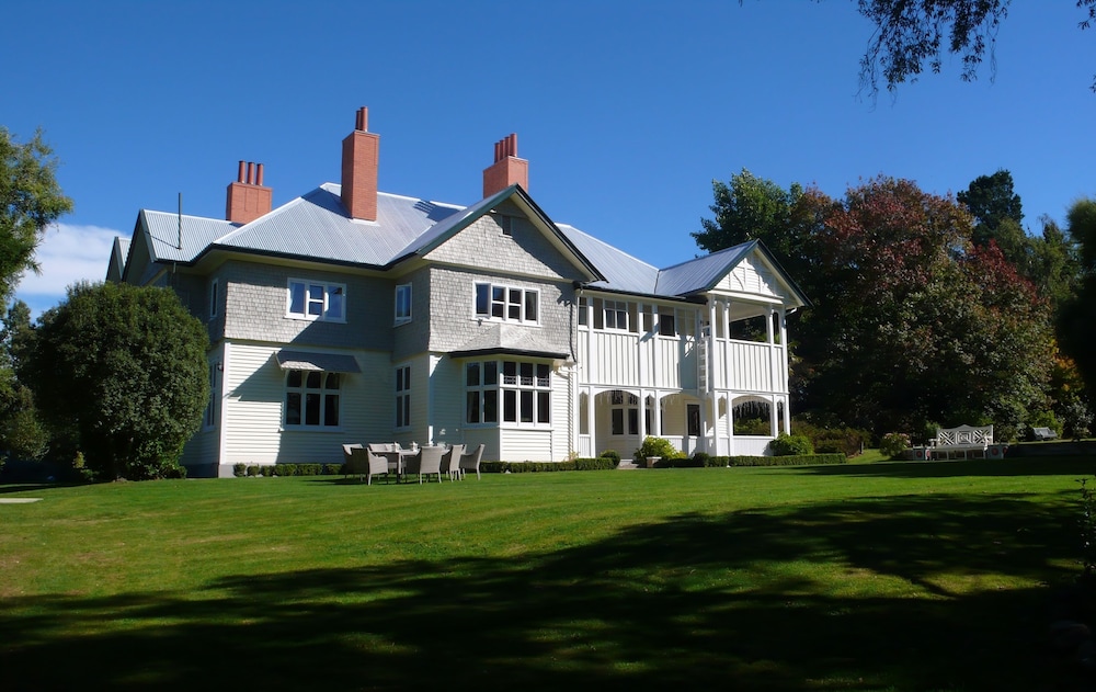 GUNYAH COUNTRY ESTATE 47/50