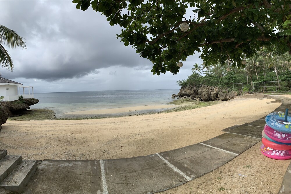 Cebu R Resort Tabuelan 37/50