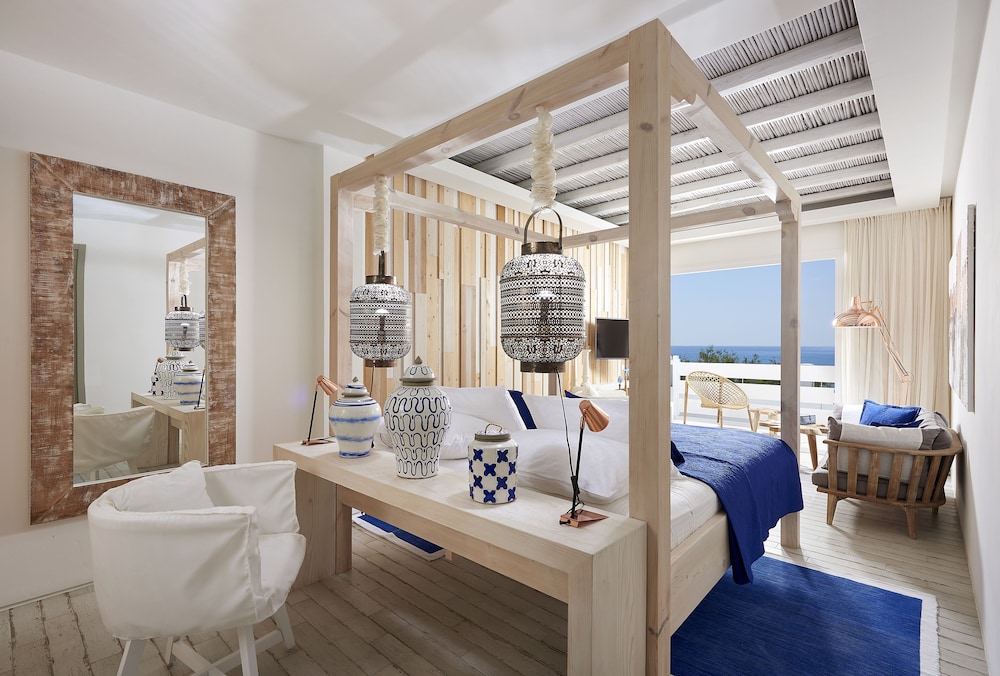 Artemis Seaside Resort 54/82