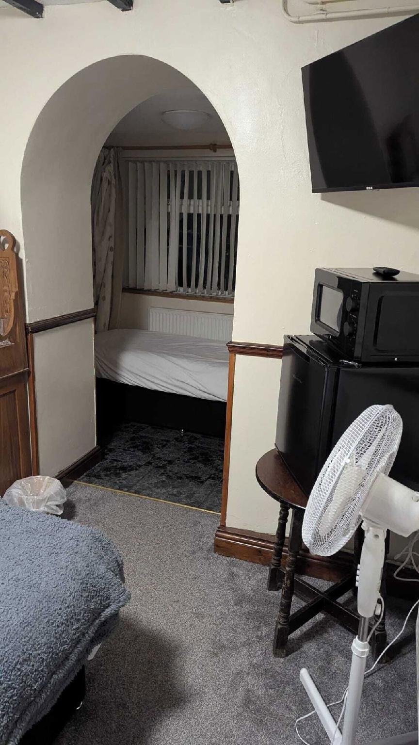 OYO Princetown Lodge 12/16
