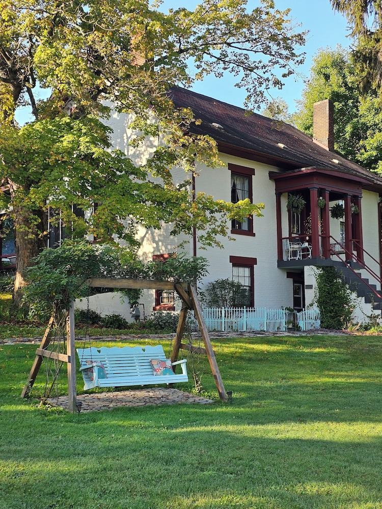The Pines of Dresden Bed and Breakfast 18/50