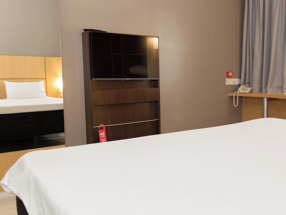 Ibis Buenos Aires Congreso 27/70