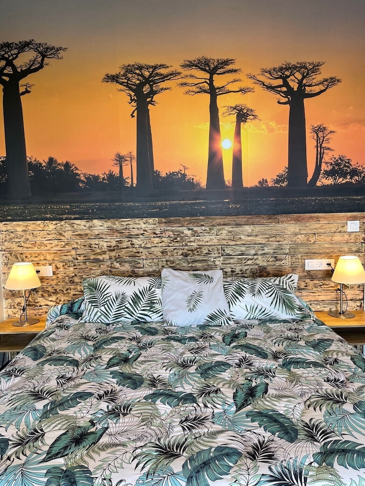 Hotel Petit Mirador 60/66