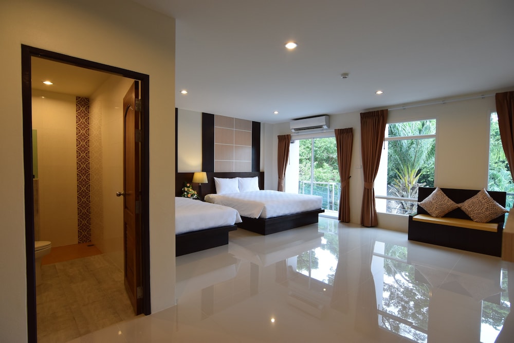 Peak Boutique City Hotel 7/62