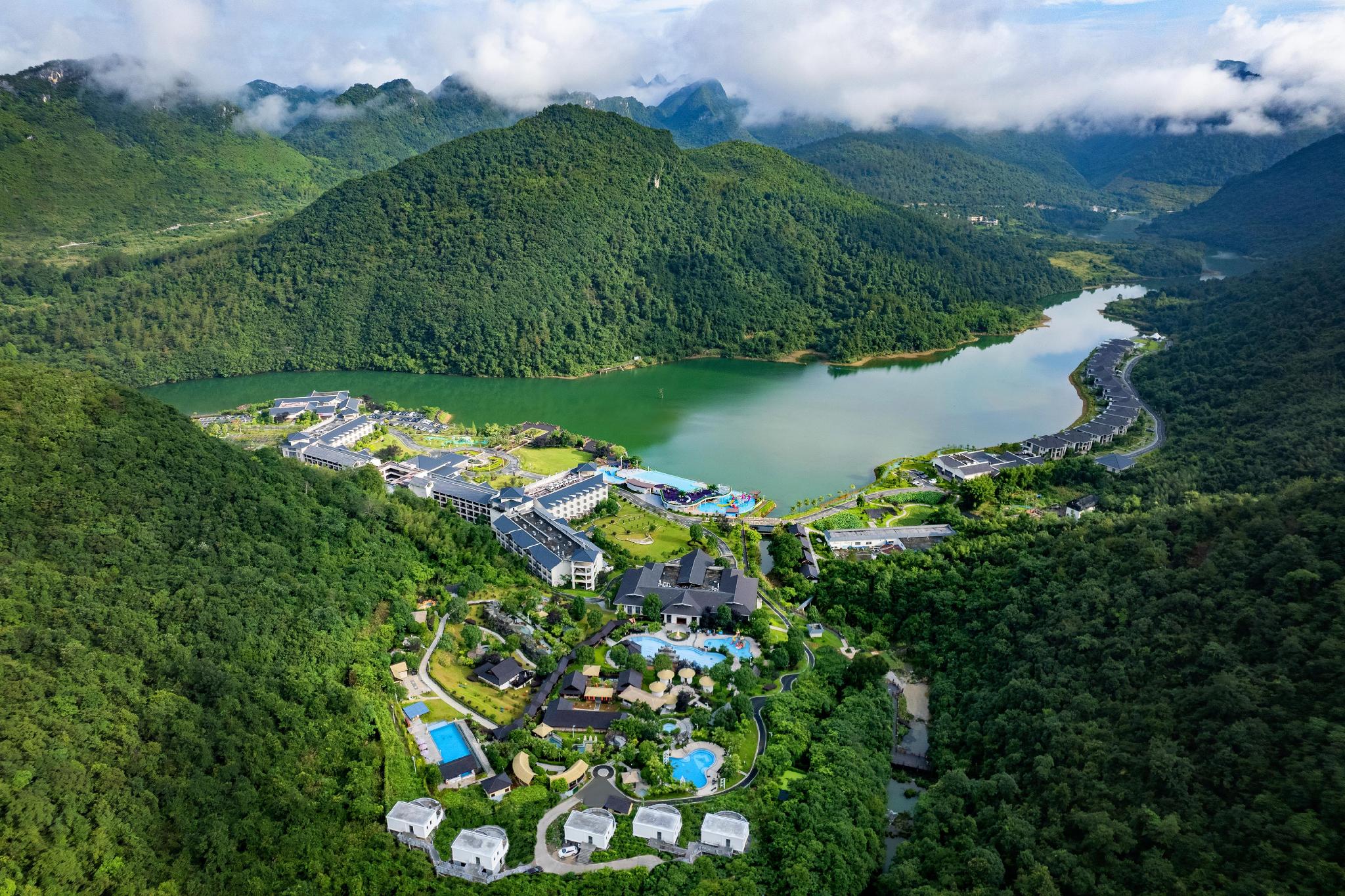 LN DongFang Hot Spring Resort 47/50