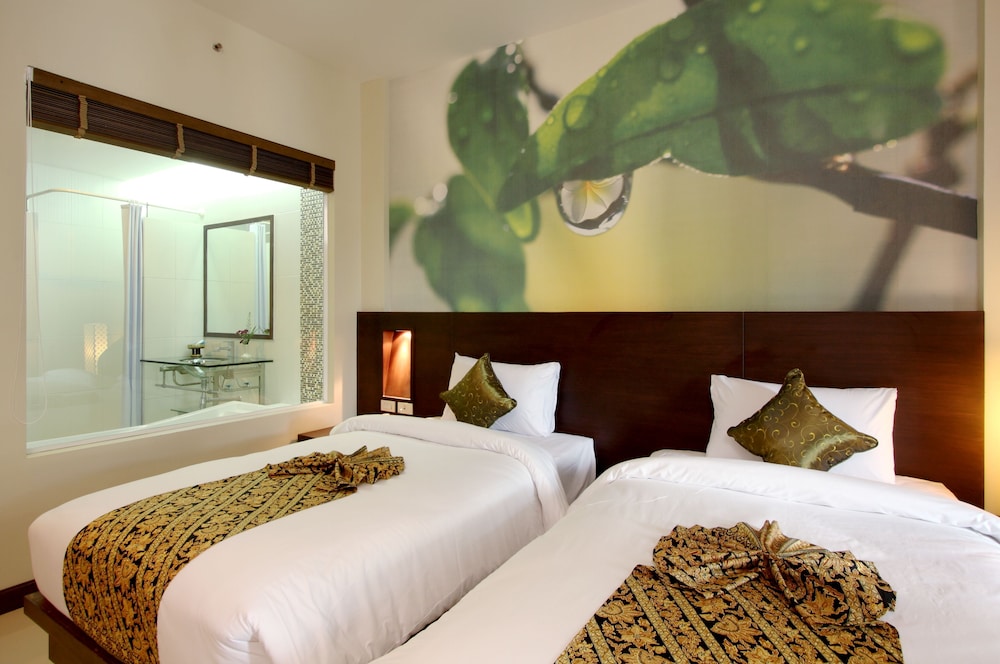 A2 Pool Resort 9/48