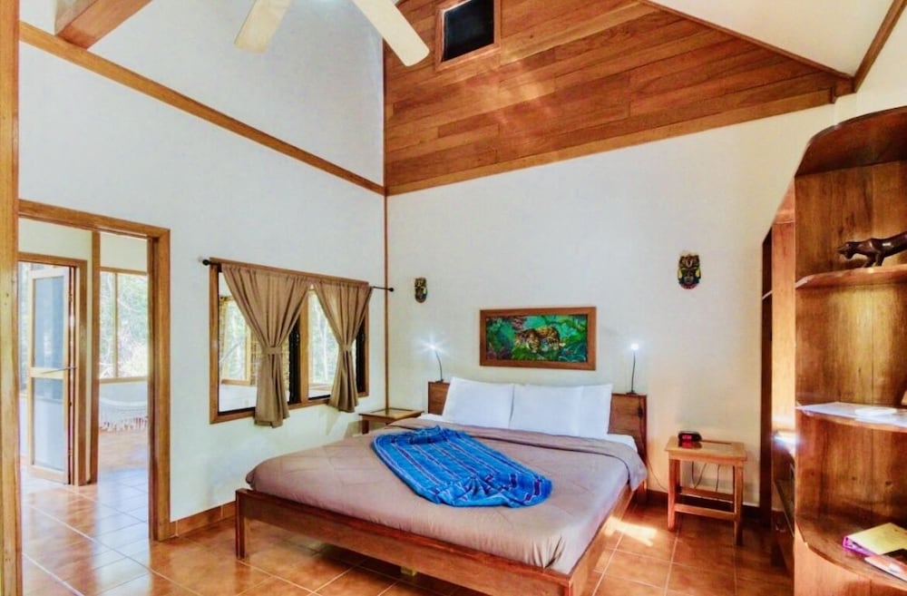 Mariposa Jungle Lodge 17/50